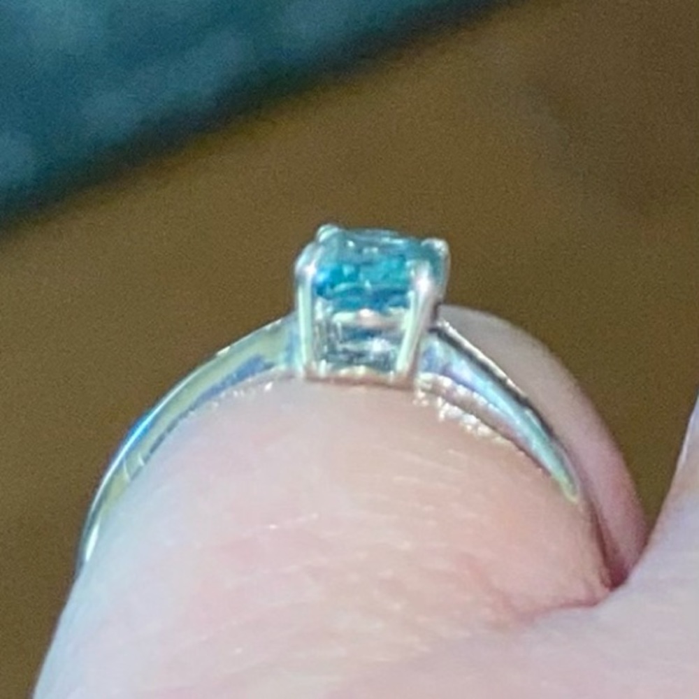 NWT Cambodian Blue Zircon & Diamond Ring in Platinum over .925 Sterling Silver! - Picture 8 of 9